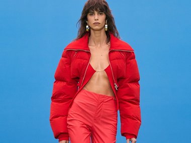 Slide image for gallery: 15260 | Показ Jacquemus