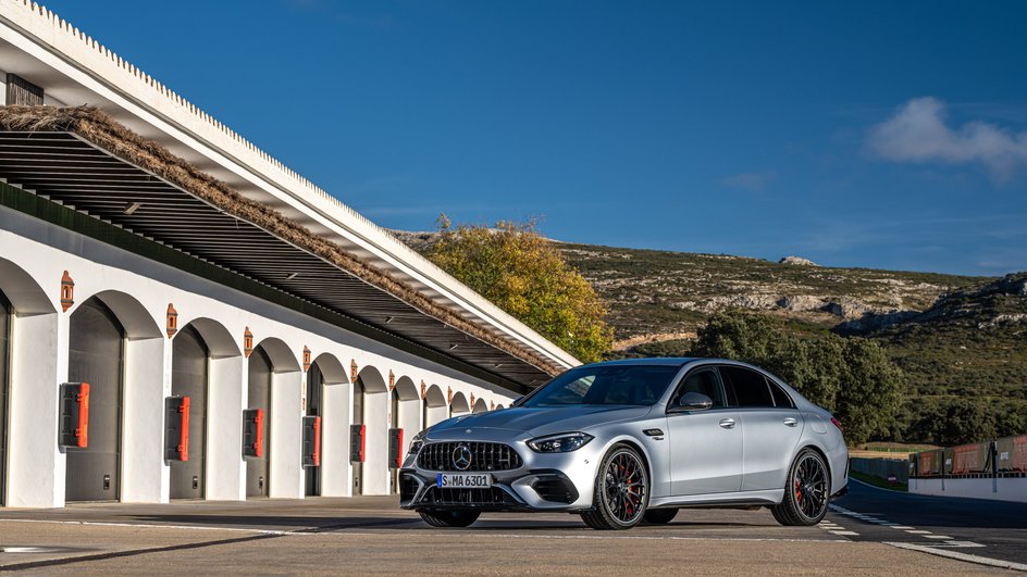 Mercedes-AMG C63 S E Performance Mercedes-AMG C63 S E Performance