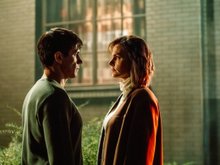 Кадр из сериала «Опасная близость»