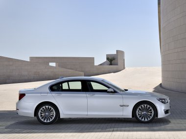 slide image for gallery: 26042 | BMW 7