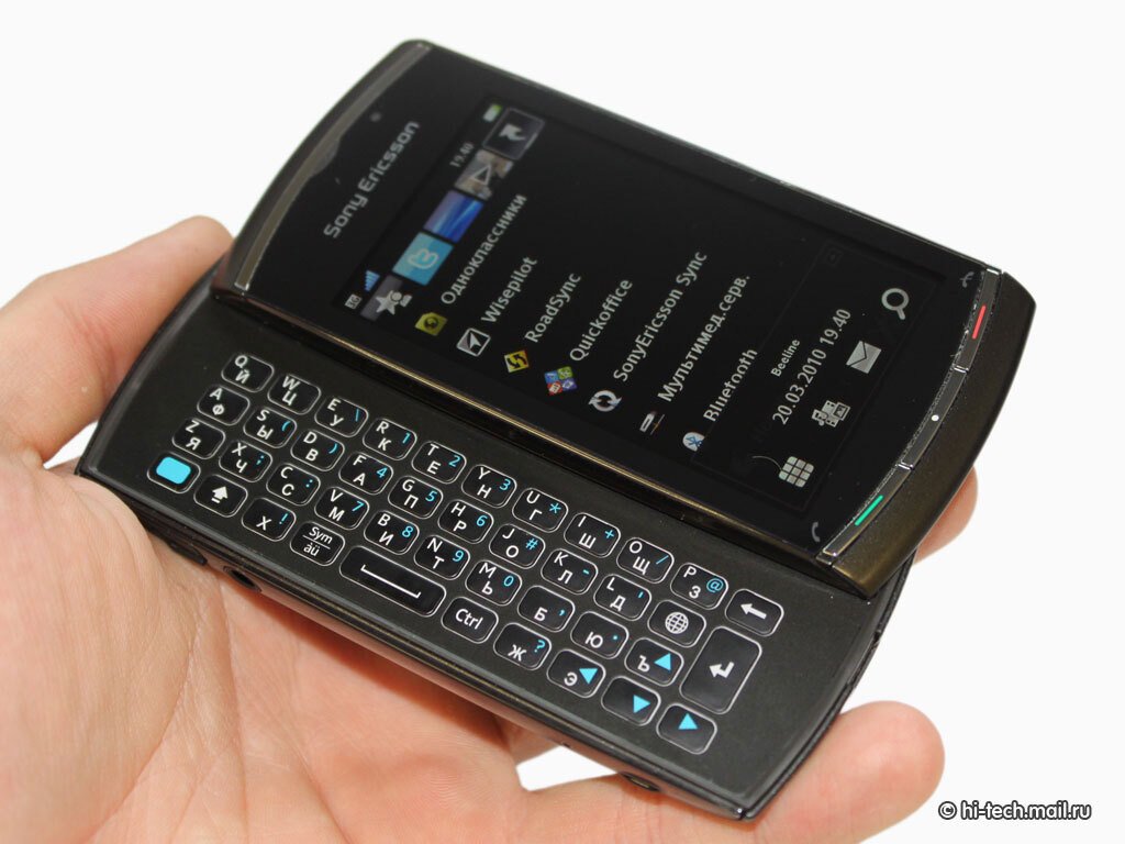 Обзор Sony Ericsson Vivaz Pro. QWERTY и HD-видео недорого - Hi-Tech Mail.ru