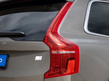 slide image for gallery: 28126 | Тест-драйв Volvo XC90