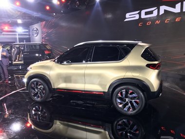 slide image for gallery: 26310 | Kia Sonet