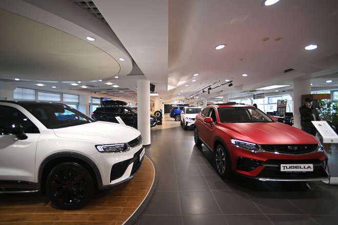 Продажа автомобилей в официальном дилерском центре Geely Продажа автомобилей в официальном дилерском центре Geely