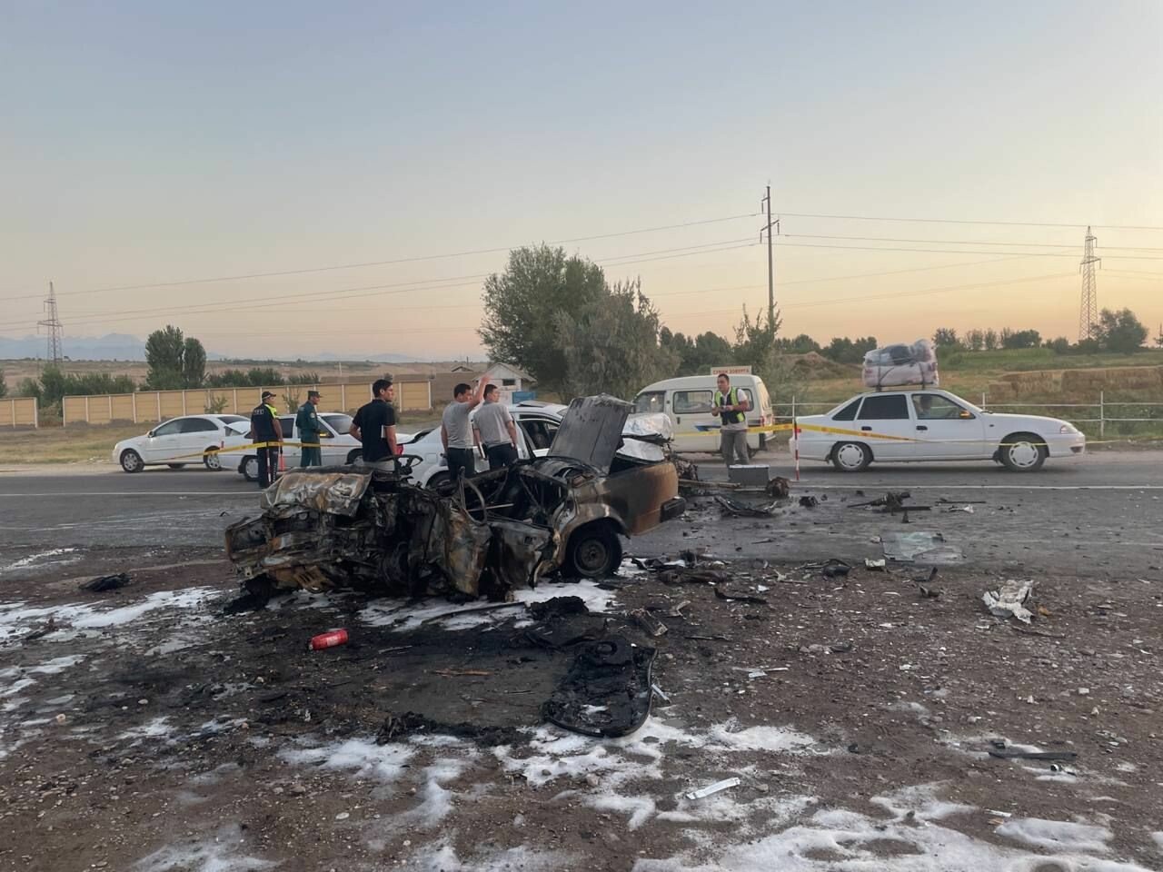 В ДТП в Намангане заживо сгорели три человека, в том числе ребенок -  Новости Mail.ru