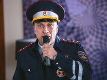 Дмитрий Нагиев в образе Пети Васютина Дмитрий Нагиев в образе Пети Васютина