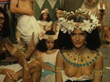 Кадр из Нефертити