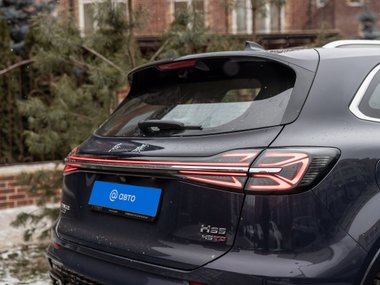 Тест-драйв Hongqi HS5 Тест-драйв Hongqi HS5