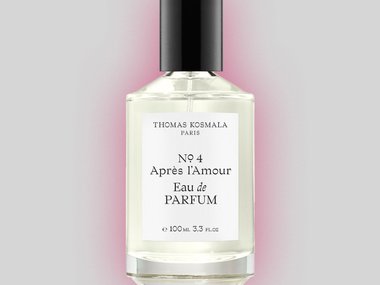 Slide image for gallery: 12445 | Запах секса: парфюм Après l’Amour, Thomas Kosmala. «После любви» — попытка воссоздать аромат, который ощущается в воздухе после ночи любви. В пространстве витает сухая древесина, ароматные специи, цедра лимона и мягкий муск