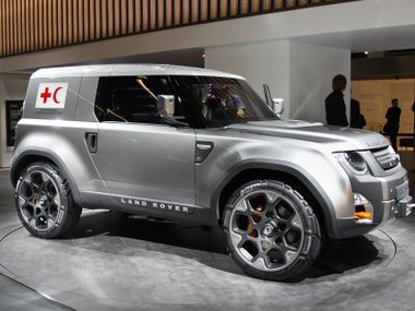 slide image for gallery: 2772 | Land Rover Defender