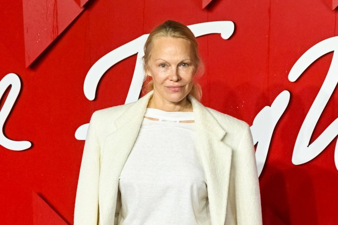 Памела Андерсон