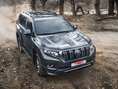 slide image for gallery: 25216 | Toyota Land Cruiser Prado