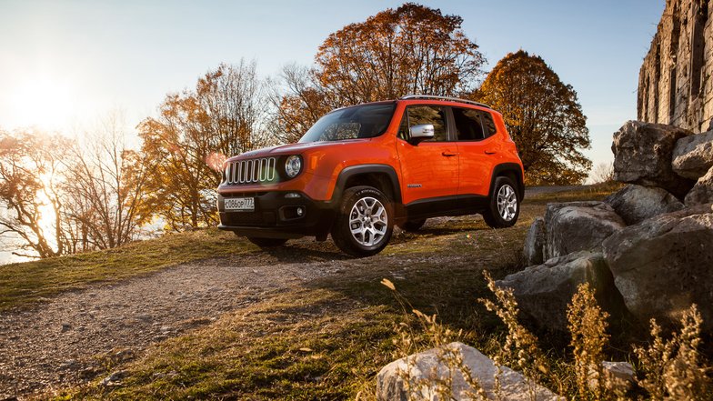 slide image for gallery: 19129 |  Jeep Renegade