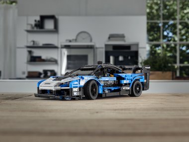 slide image for gallery: 26993 | McLaren Senna Lego