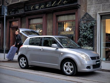 slide image for gallery: 27277 | Suzuki Swift III