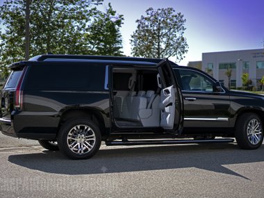 slide image for gallery: 26397 | Cadillac Escalade Сталлоне