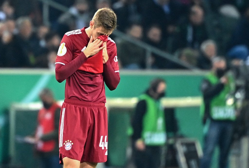 «Бавария» подтвердила СOVID-19 у Станишича, игравшего против сборной России