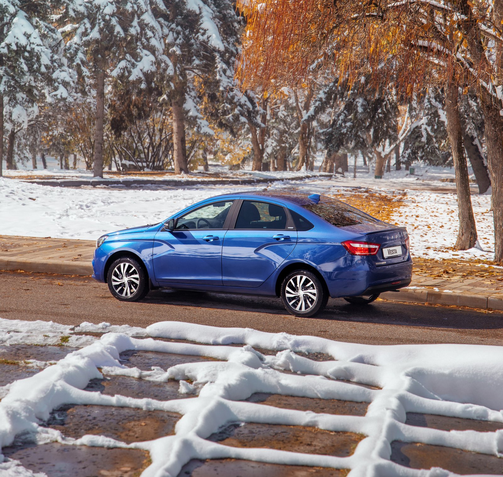 Тест Lada Vesta — теперь и с нормальным автоматом!