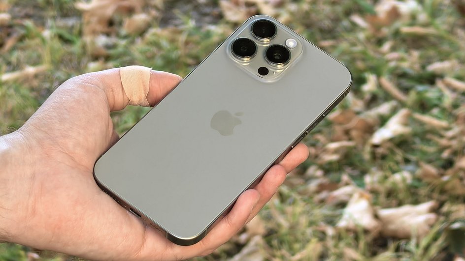 iPhone 16 Pro Max iPhone 16 Pro Max