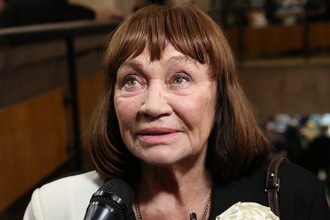 Лариса Лужина Лариса Лужина