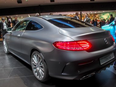 slide image for gallery: 17875 | Mercedes-Benz C-class Coupe