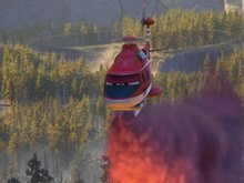 Кадр из Самолеты: Огонь и вода
