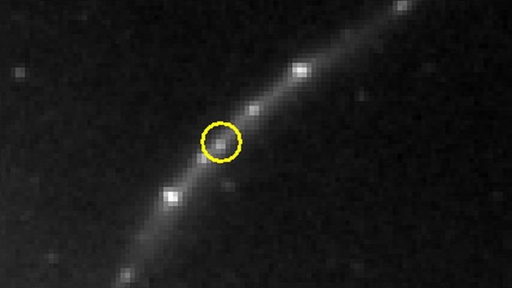 Мотра видна на этом фото как яркая жемчужина света. Источник: Diego et al., arXiv, 2023