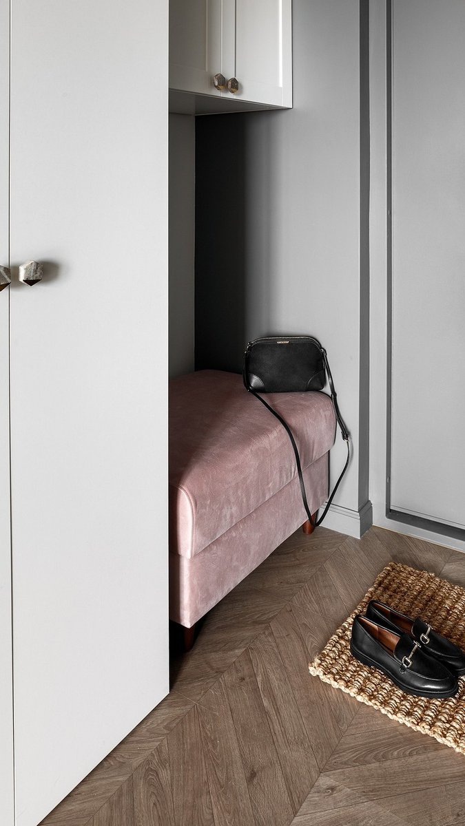 Серо-розовый: как оформить маленькую квартиру в модных оттенках