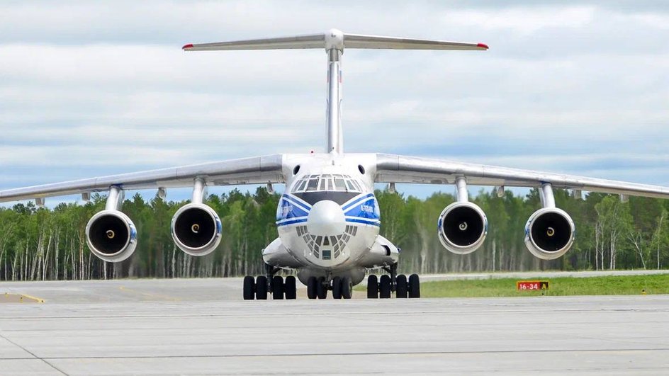 Ил-76 на космодроме Восточный
