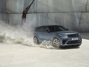 slide image for gallery: 24089 | Самый мощный и быстрый Range Rover Velar