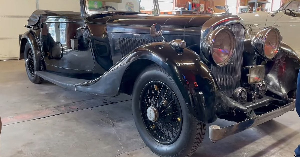 Bentley litre 8 на хелуин