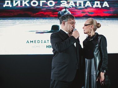Slide image for gallery: 8398 | Основатель компании «Амедиа» Александр Акопов и директор МАММ Ольга Свиблова
