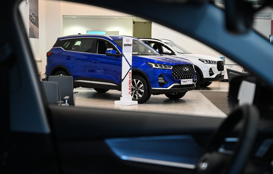 Автомобили в официальном дилерском центре Chery Автомобили в официальном дилерском центре Chery