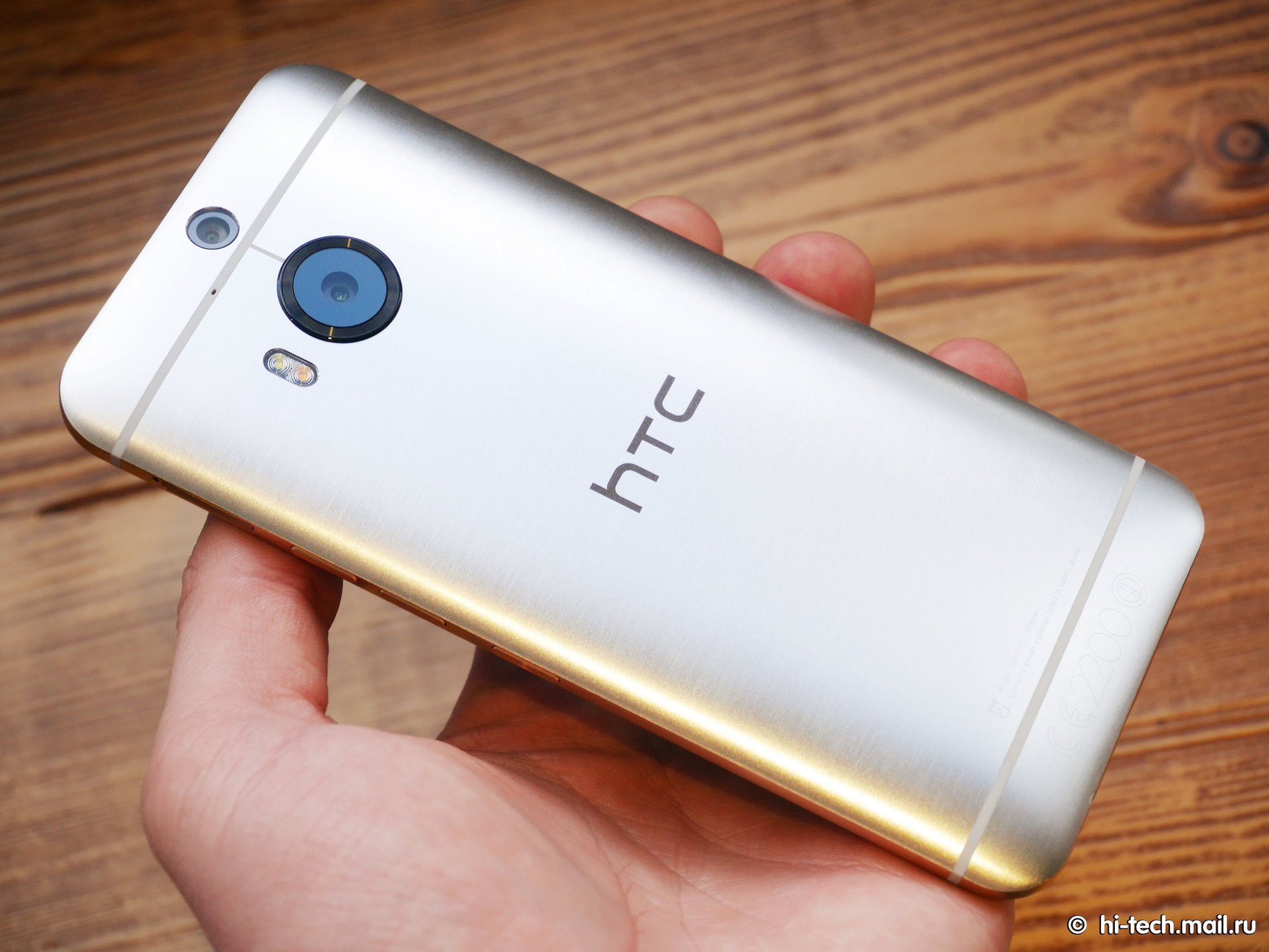 Обзор HTC One M9+. Такой же, но другой - Hi-Tech Mail.ru