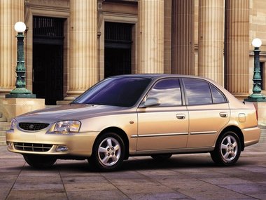slide image for gallery: 25833 | Hyundai Accent II