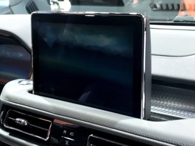 slide image for gallery: 23916 | Lincoln Aviator