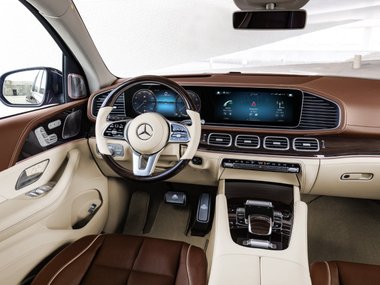slide image for gallery: 25337 | Mercedes-Maybach