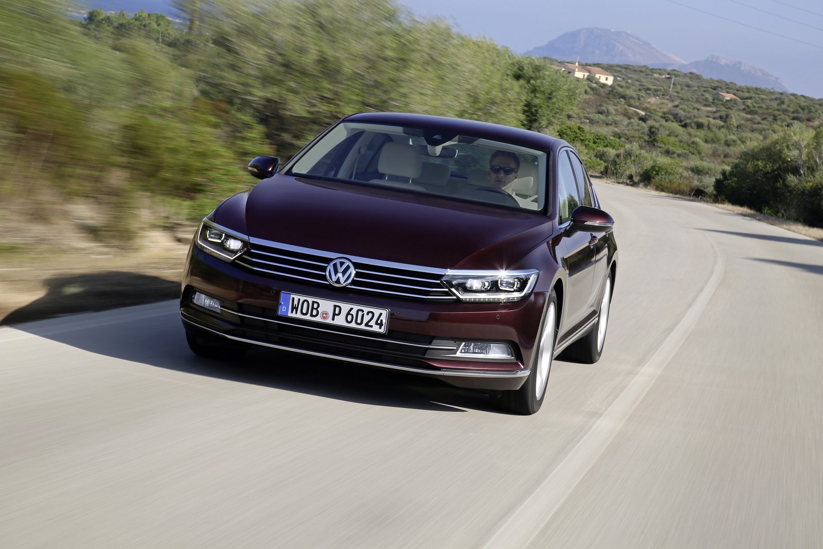 Стоит ли брать «Фольксваген Пассат» с пробегом: слабые места Volkswagen  Passat B8