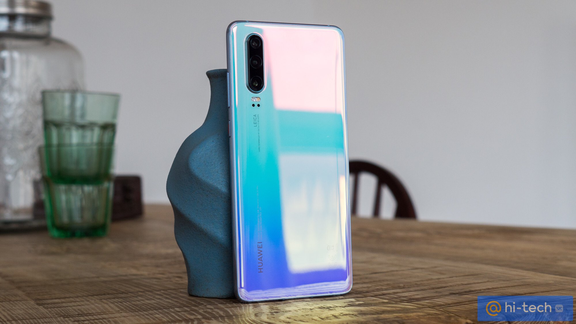 Обзор Huawei P30: компактный флагман на треть дешевле - Hi-Tech Mail.ru