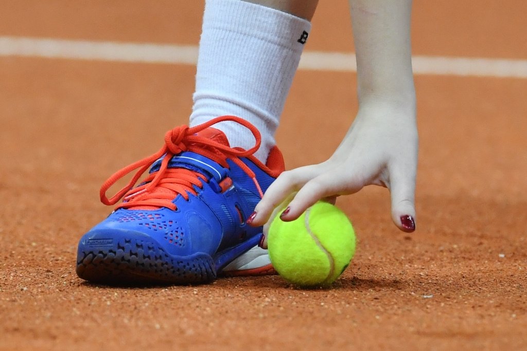 Матчи теннисного турнира в Марокко приостановили из-за смывшего грунт дождя