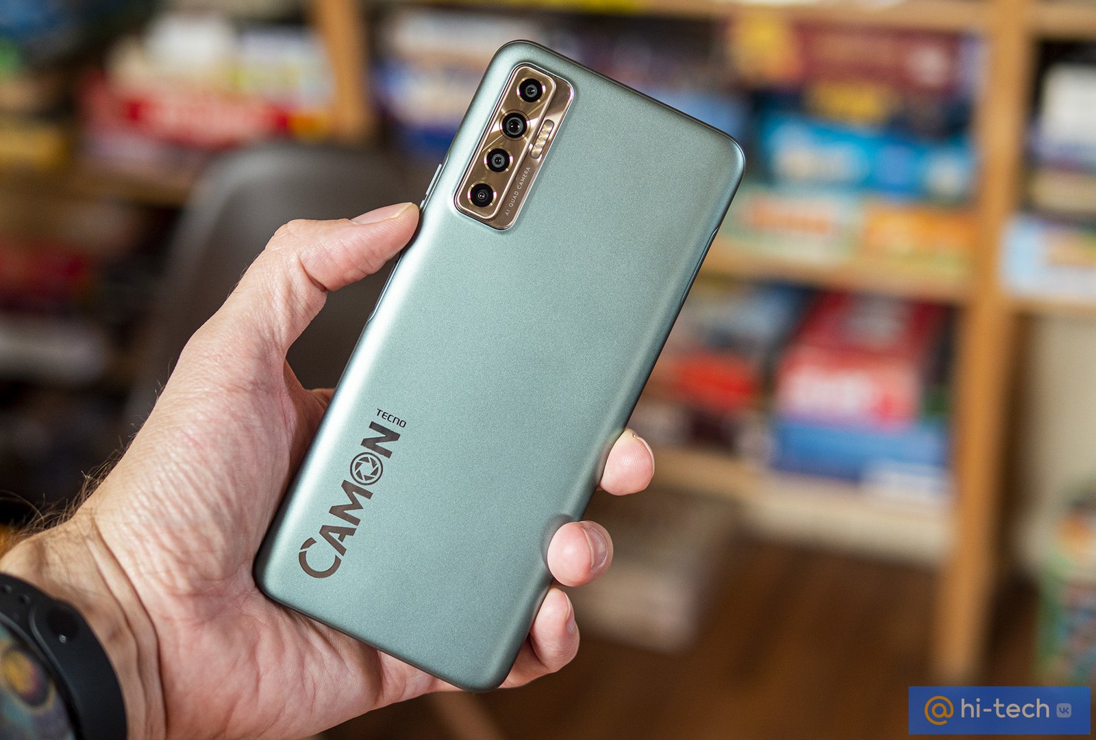 Обзор Tecno Camon 17P — смартфон сына маминой подруги - Hi-Tech Mail.ru