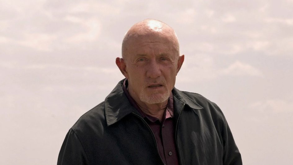 Джонатан Бэнкс в роли Майка Эрмантраута в сериале «Во все тяжкие» Джонатан Бэнкс в роли Майка Эрмантраута в сериале «Во все тяжкие»