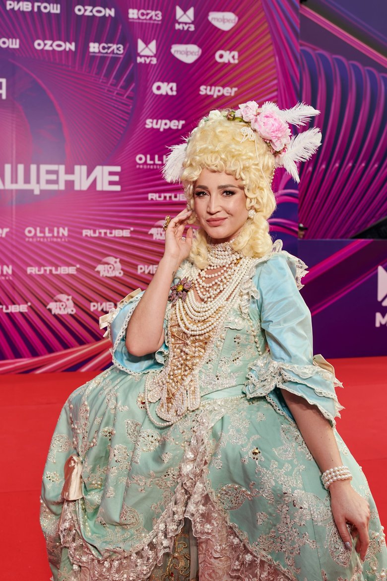 Ольга Бузова Ольга Бузова