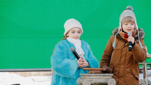 Надежда Пескова и Дмитрий Калихов на съемках фильма «Исполняющий обязанности» Надежда Пескова и Дмитрий Калихов на съемках фильма «Исполняющий обязанности»