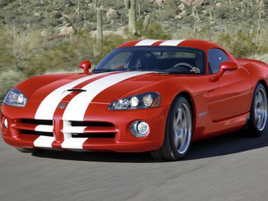 slide image for gallery: 26439 | Dodge Viper