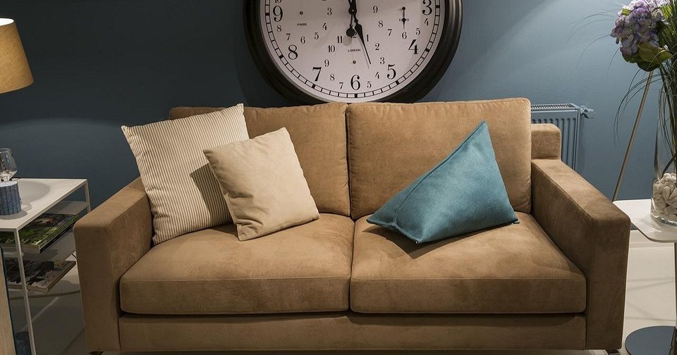 Антивандальная ткань: 7 видов неубиваемой обивки дивана и правила выбора
