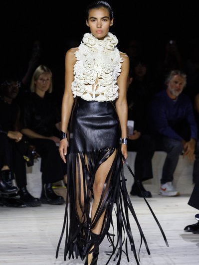 Alexander McQueen, весна-лето 2024 Alexander McQueen, весна-лето 2024