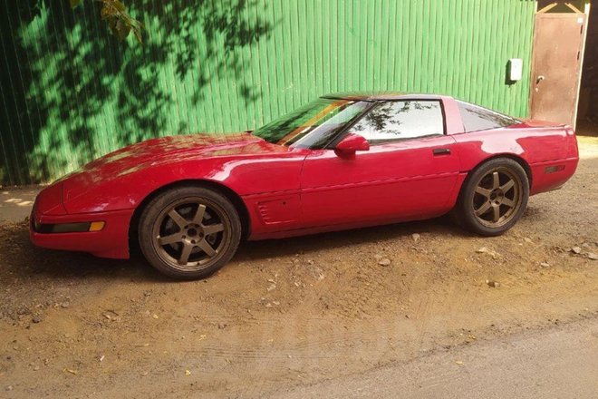 В Екатеринбурге продают культовый Chevrolet Corvette за 1,7 миллиона рублей В Екатеринбурге продают культовый Chevrolet Corvette за 1,7 миллиона рублей