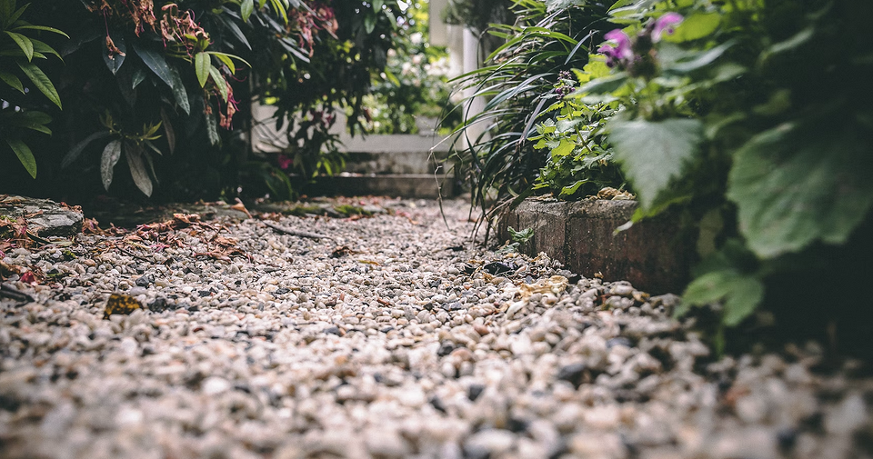 5 верных способов сэкономить на обустройстве сада